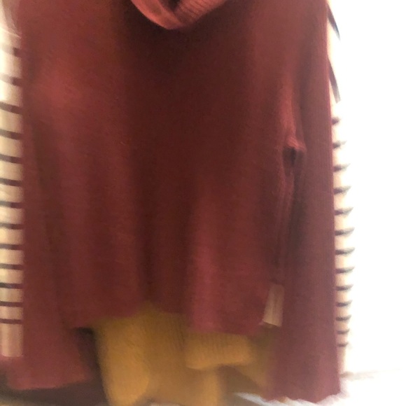 Sweater - Picture 4 of 5